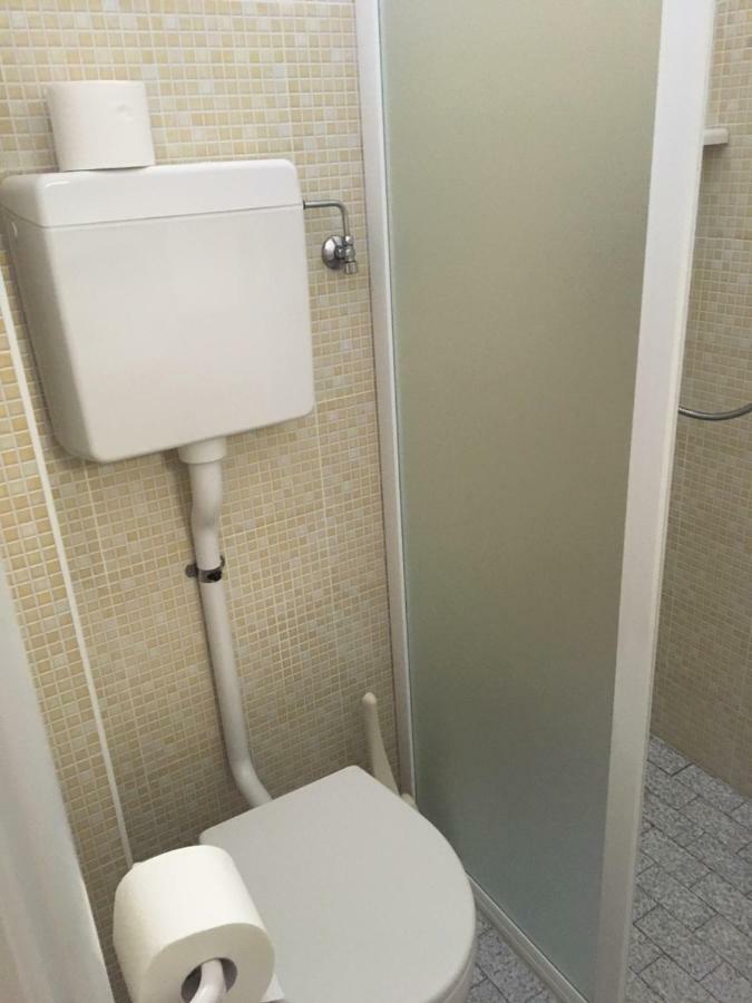 Hotel Laila Cesenatico Kültér fotó